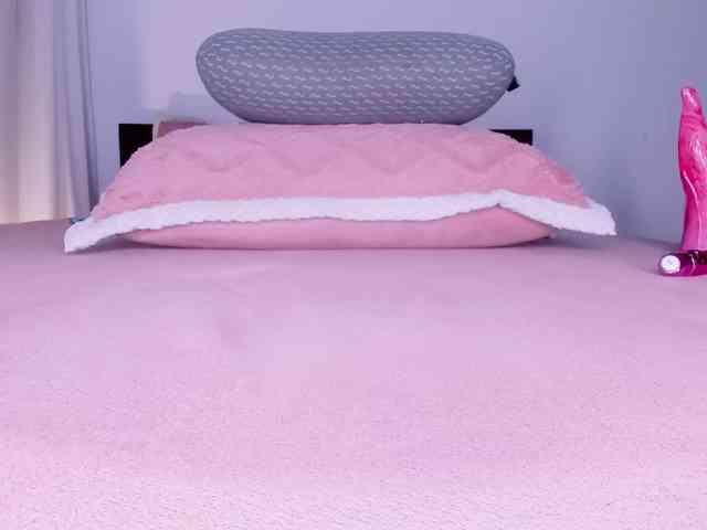 Goddessdollxo webcam