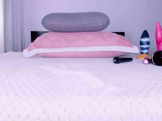 Goddessdollxo webcam
