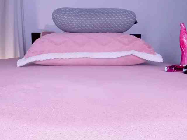 Goddessdollxo webcam