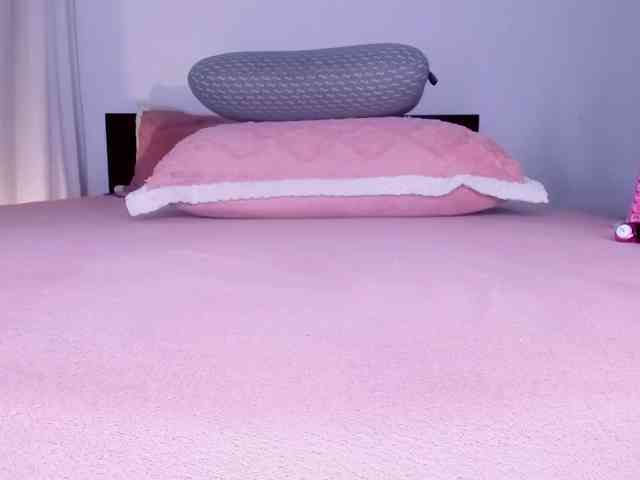 Goddessdollxo webcam