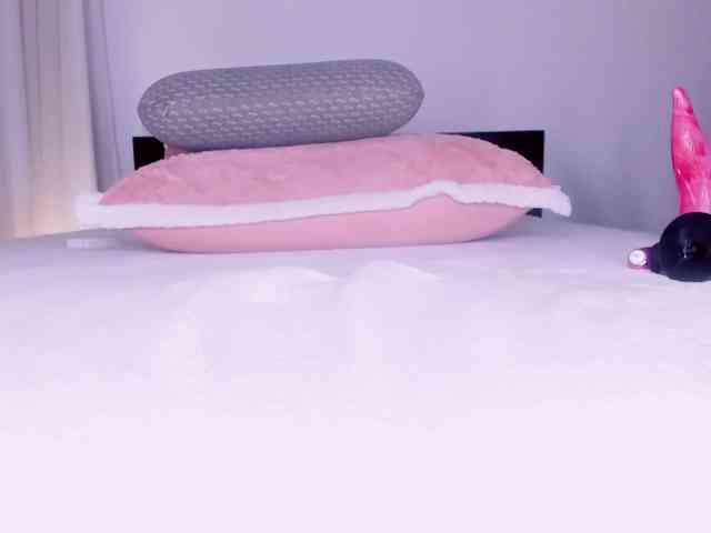 Goddessdollxo webcam