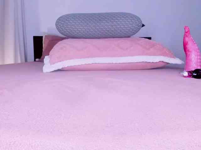 Goddessdollxo webcam