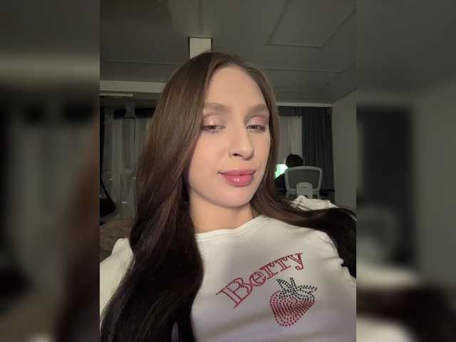 PARTYNEXTNEXT's BongaCams show and profile