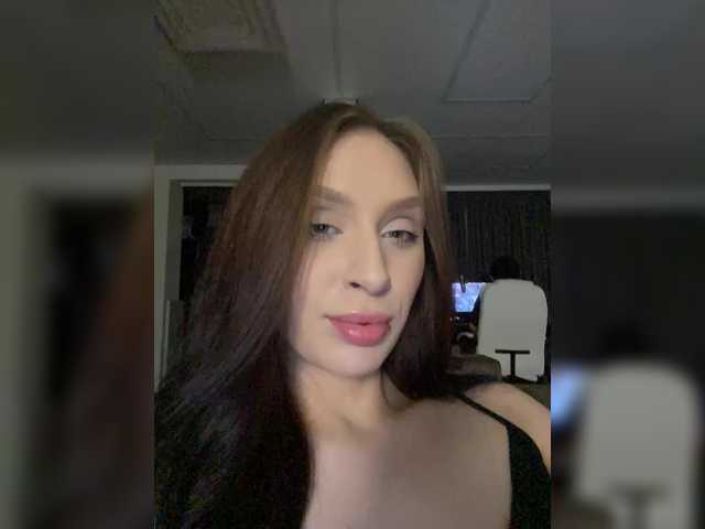  PARTYNEXTNEXT chat room