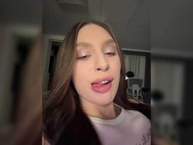 в попе у PARTYNEXTNEXT