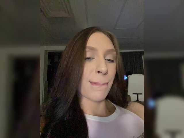  PARTYNEXTNEXT chat room