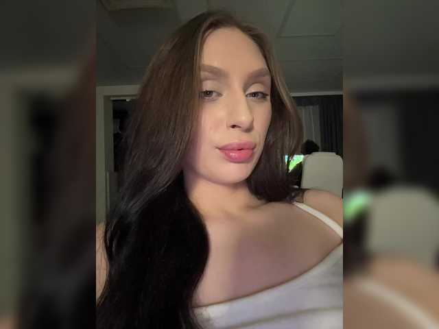  PARTYNEXTNEXT chat room