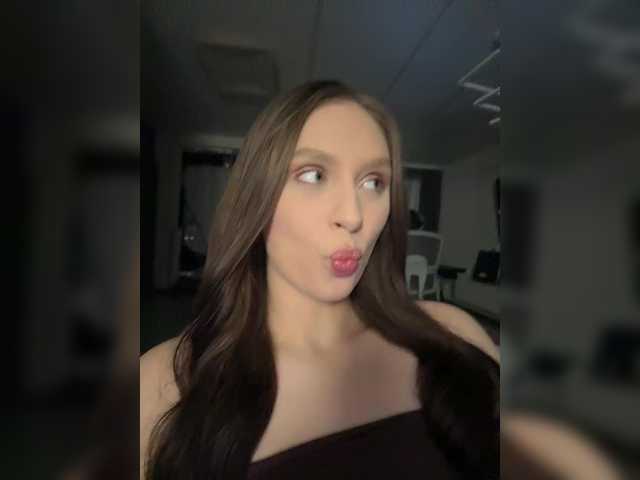 PARTYNEXTNEXT's BongaCams profile