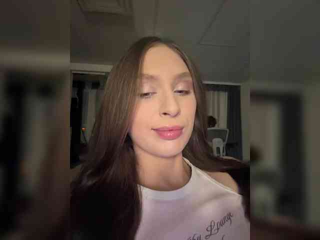 PARTYNEXTNEXT webcam