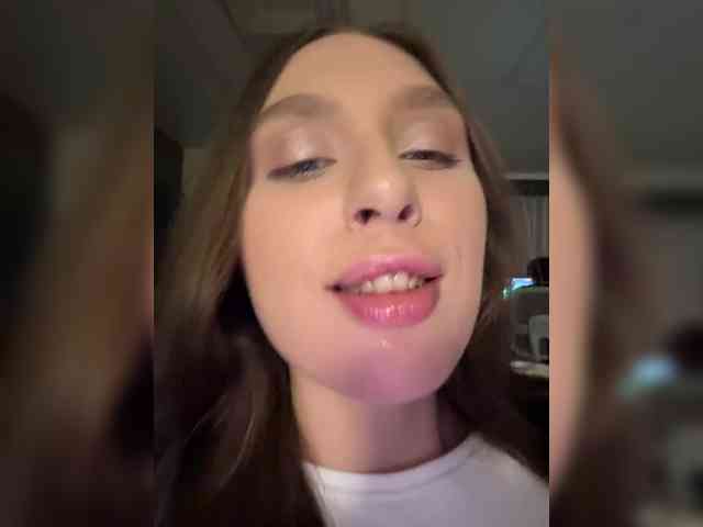 PARTYNEXTNEXT webcam