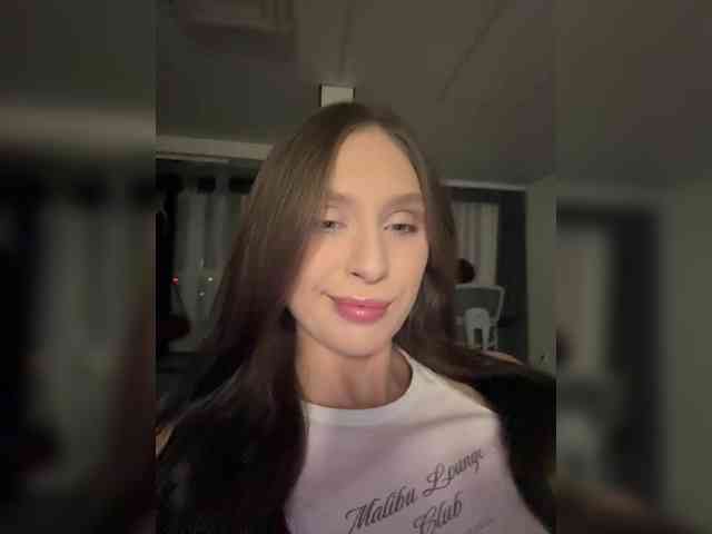 PARTYNEXTNEXT webcam