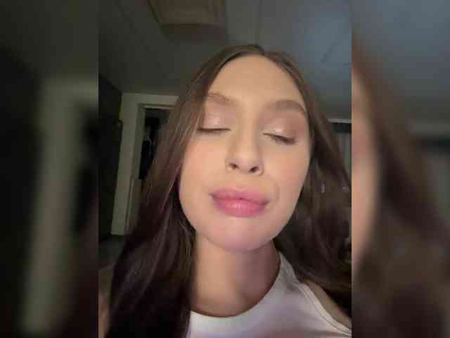 PARTYNEXTNEXT webcam