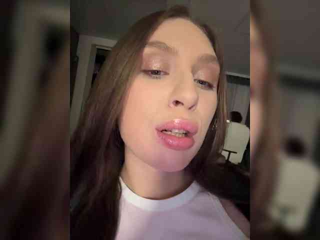 PARTYNEXTNEXT webcam