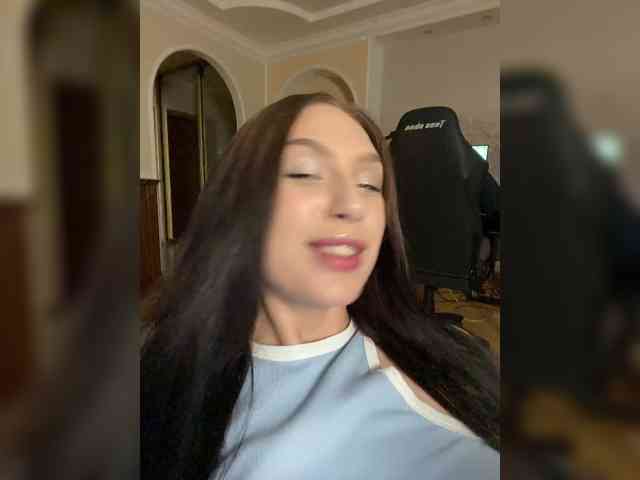 PARTYNEXTNEXT webcam