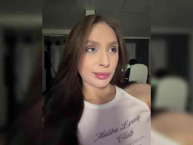 PARTYNEXTNEXT webcam