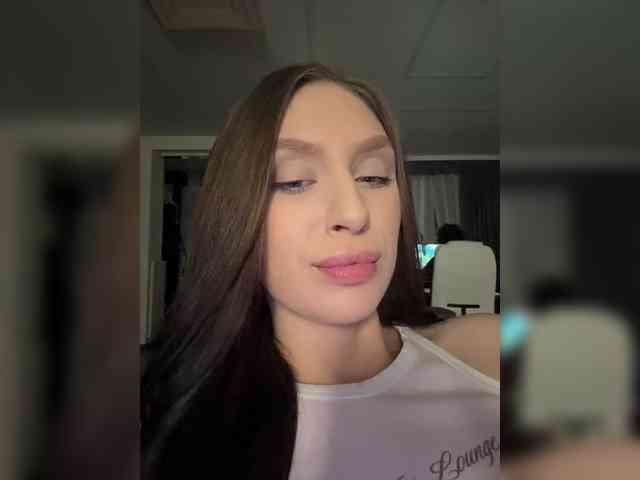 PARTYNEXTNEXT webcam