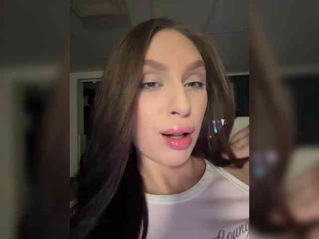 PARTYNEXTNEXT webcam