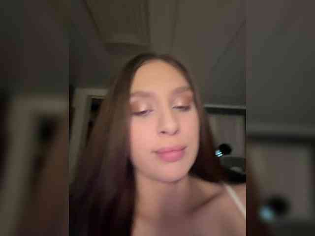 PARTYNEXTNEXT webcam