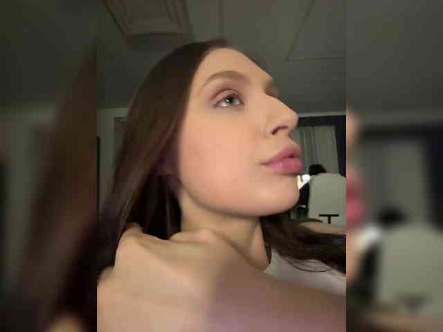 PARTYNEXTNEXT webcam