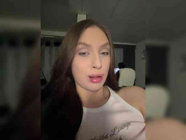 PARTYNEXTNEXT webcam