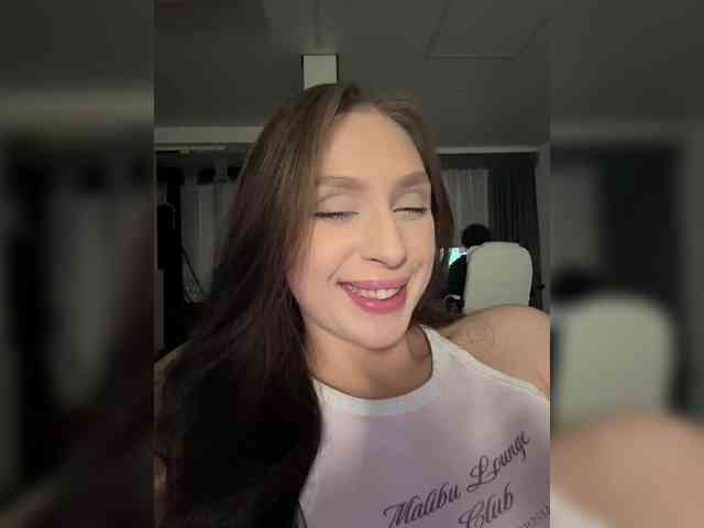 PARTYNEXTNEXT webcam