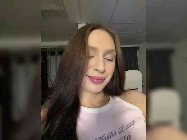 PARTYNEXTNEXT webcam