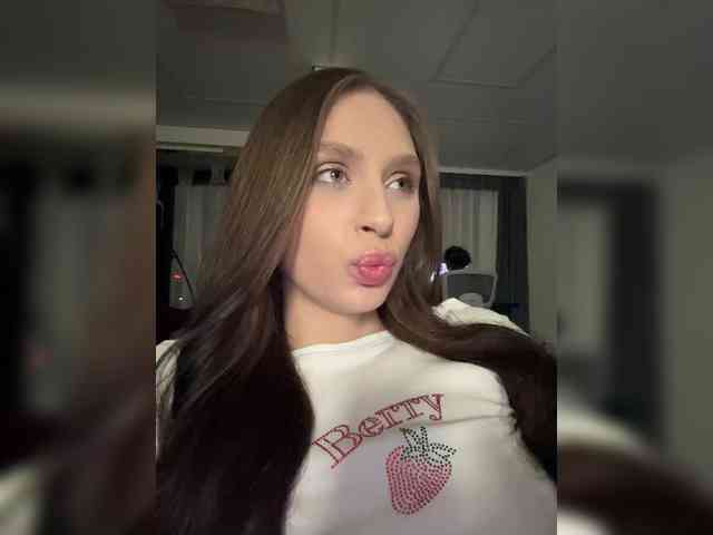 free webcam chat PARTYNEXTNEXT