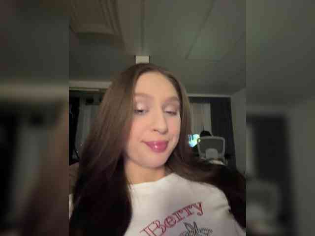 PARTYNEXTNEXT webcam