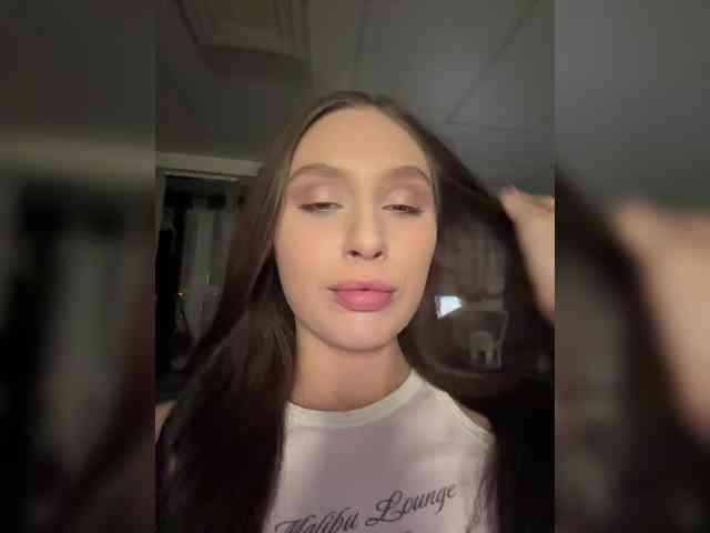 PARTYNEXTNEXT webcam