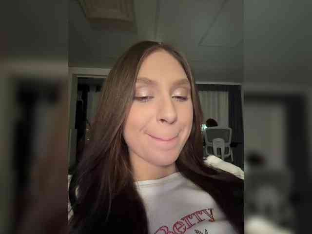 PARTYNEXTNEXT webcam