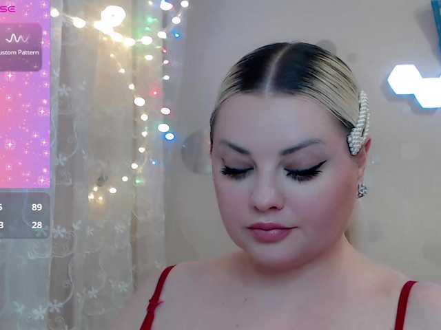 JewellFairy's BongaCams show and profile