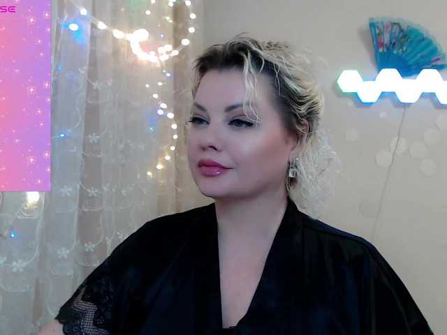 JewellFairy's BongaCams show and profile