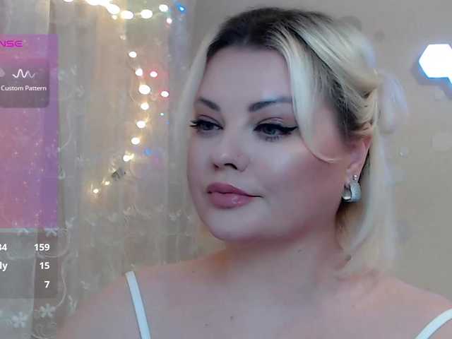 JewellFairy's BongaCams show and profile
