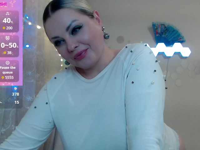 JewellFairy's BongaCams show and profile