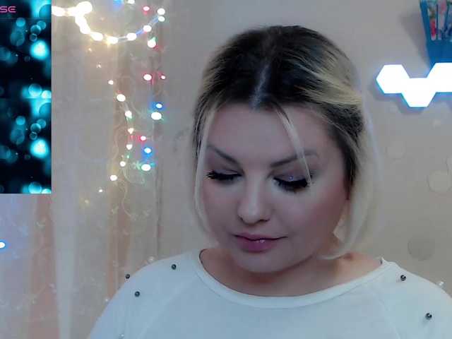 JewellFairy's BongaCams show and profile