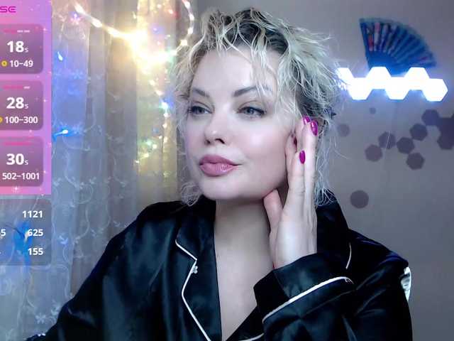 JewellFairy's BongaCams show and profile