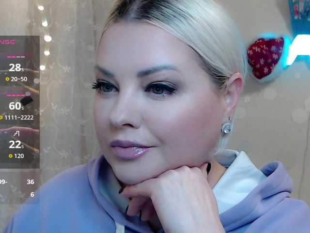 JewellFairy's BongaCams show and profile