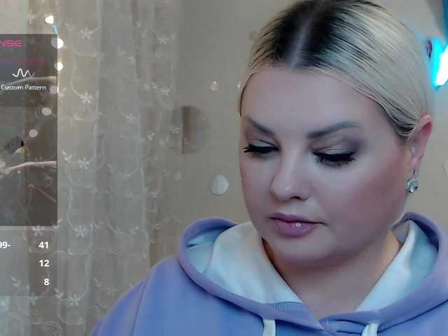 JewellFairy's BongaCams show and profile