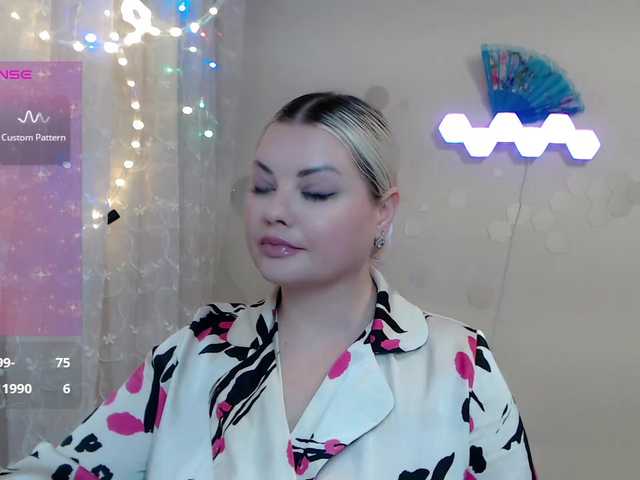 JewellFairy's BongaCams show and profile