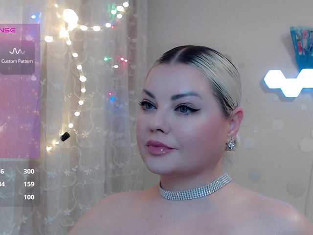 JewellFairy's BongaCams show and profile