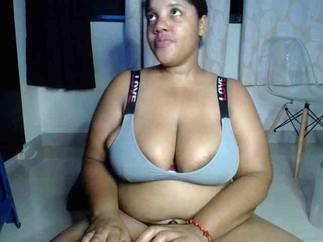 Lilyth-brown webcam