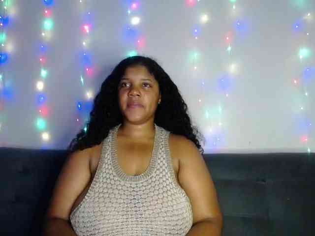 Lilyth-brown webcam