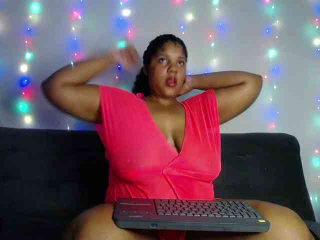 Lilyth-brown webcam