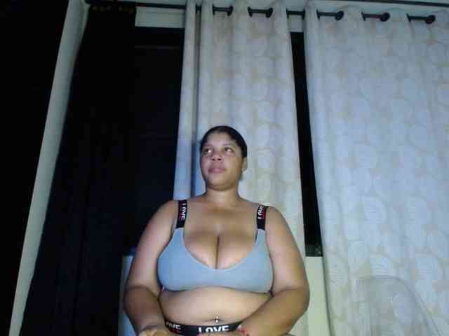 Lilyth-brown webcam