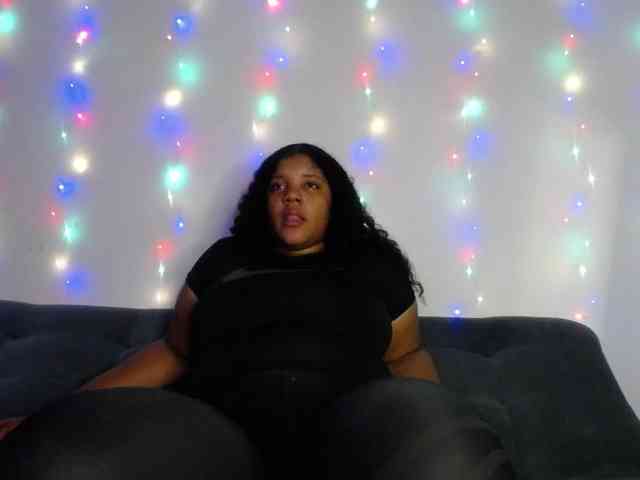 Lilyth-brown webcam