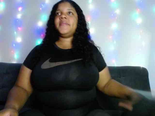 Lilyth-brown webcam