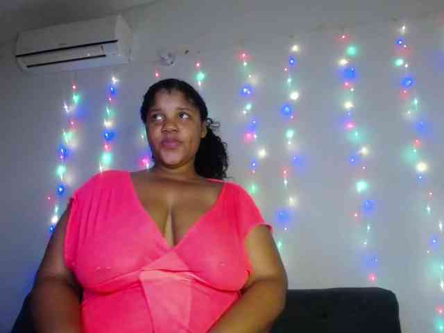 Lilyth-brown webcam