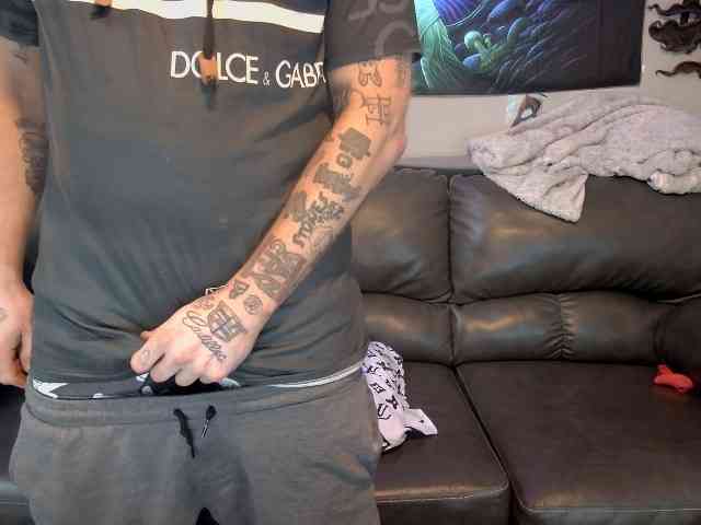 1Pussymonster 1Pussymonster