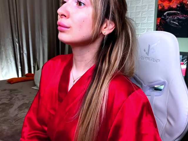 x-----x's BongaCams show and profile