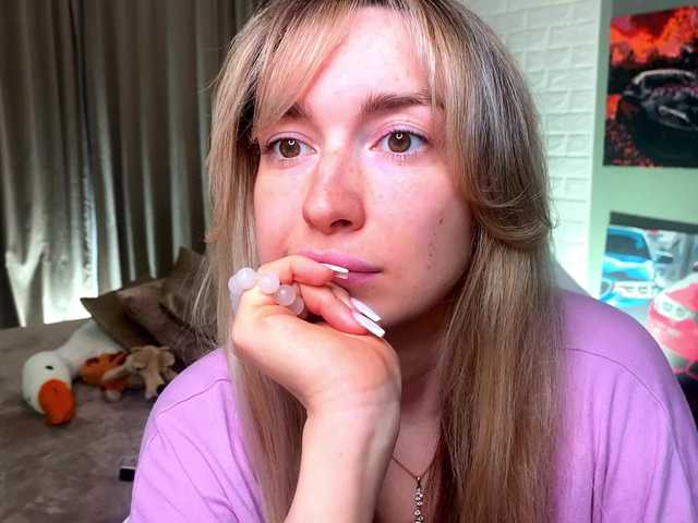 x-----x's BongaCams show and profile